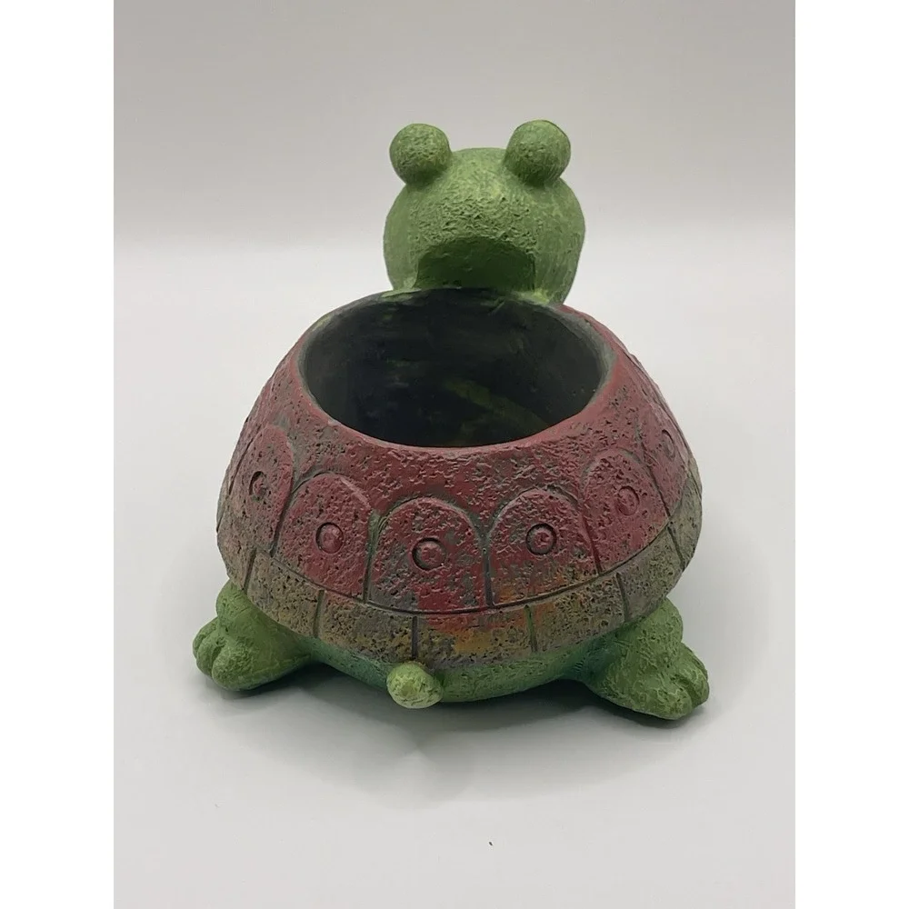 Modern Resin Turtle Planter with Drainage Hole -‎ Perfect Gift for Plant Lovers